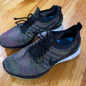 Nike Fly women’s shoes. 8 1/2